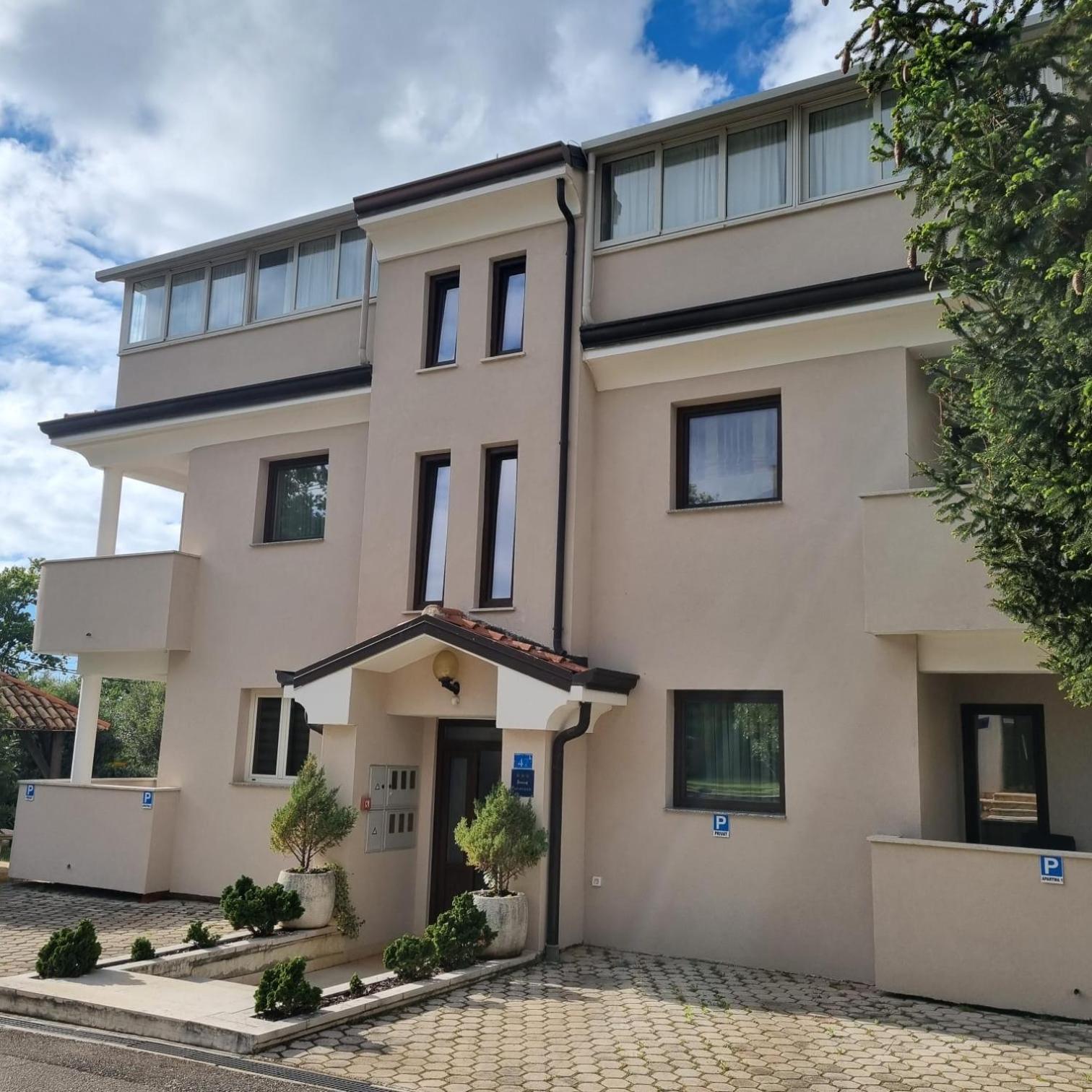 Apartments Krizine Умаг Экстерьер фото